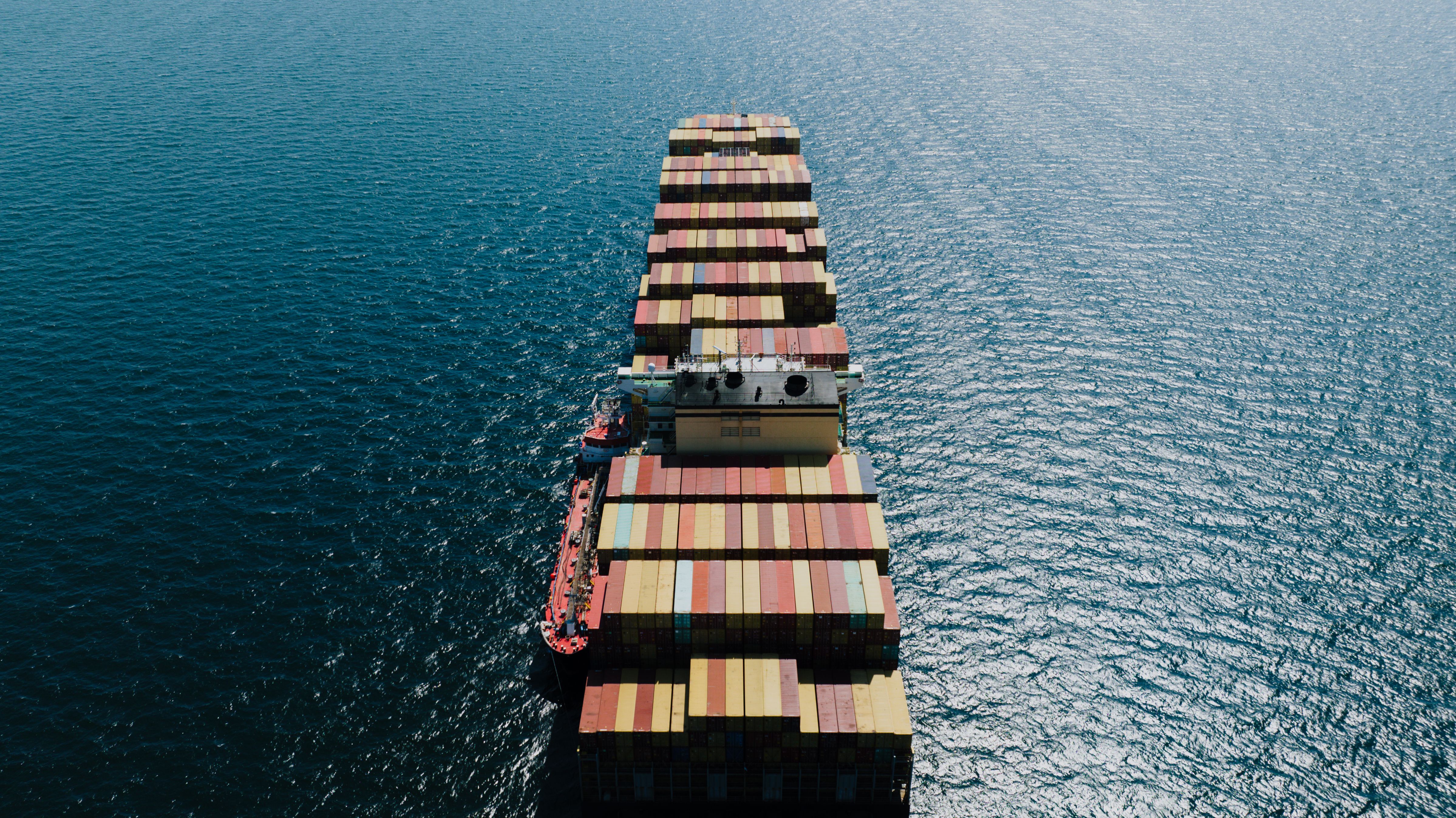 Cargo ship logistics handling